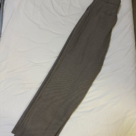 Aritzia Effortless Pants (Precision Wool) - Picture 2 of 3